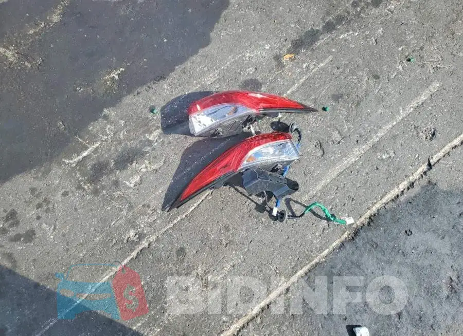 JTDBCMFE8RJ016187 Photo# 12