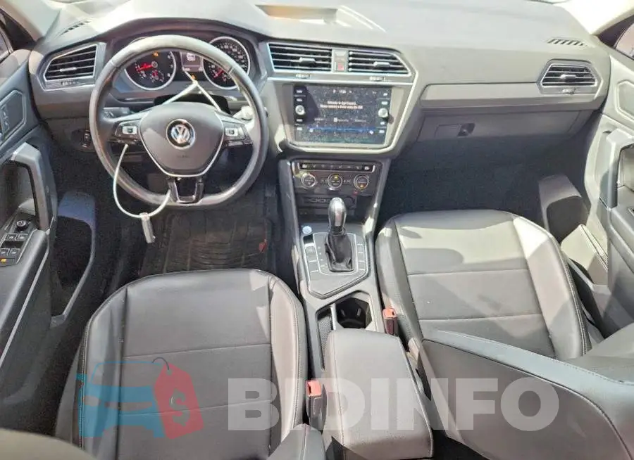 3VV3B7AX4LM106143 Photo# 8