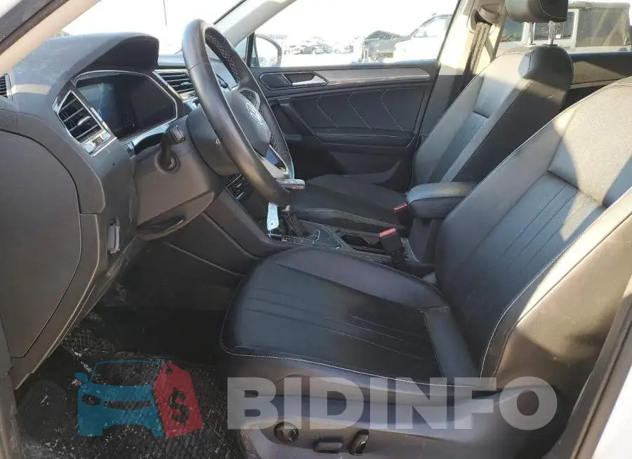 3VV3B7AX4NM177085 Photo# 7