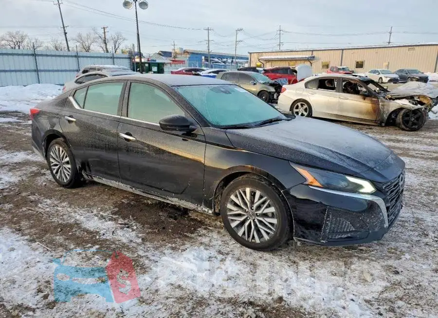 1N4BL4DV7RN396995 Photo# 4