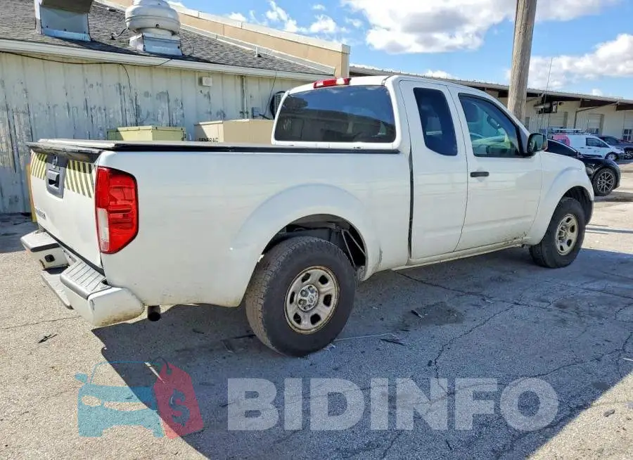 1N6BD0CT3JN758192 Photo# 3