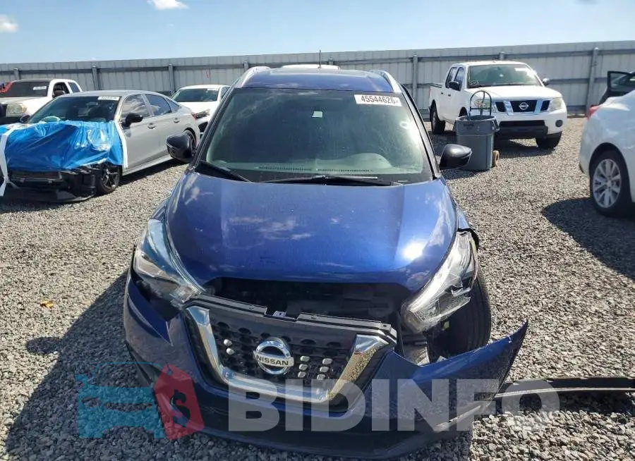 3N1CP5CU1JL538086 Photo# 5