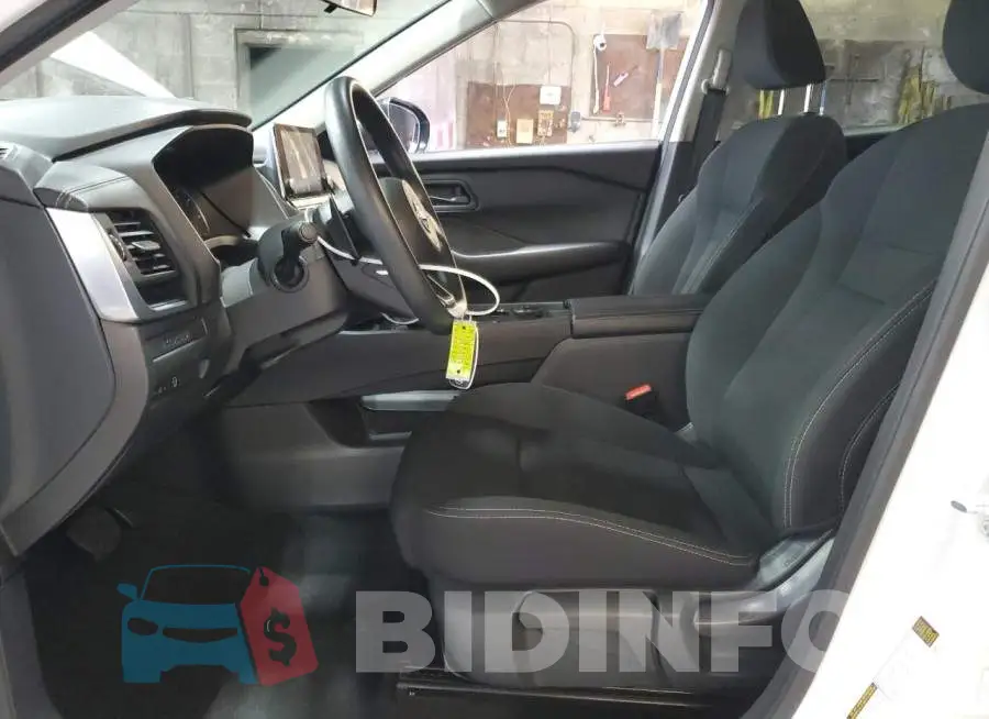 5N1BT3AB4RC672832 Photo# 7