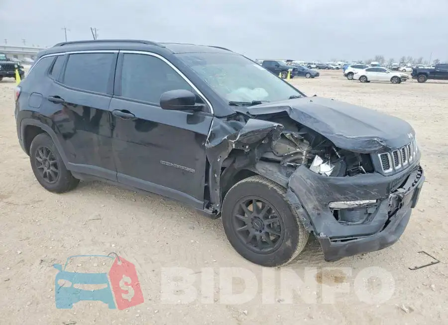 3C4NJCAB0LT110509 Photo# 4