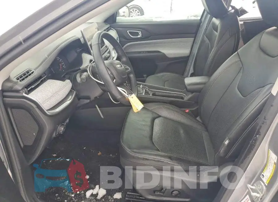 3C4NJDFB3NT208046 Photo# 7