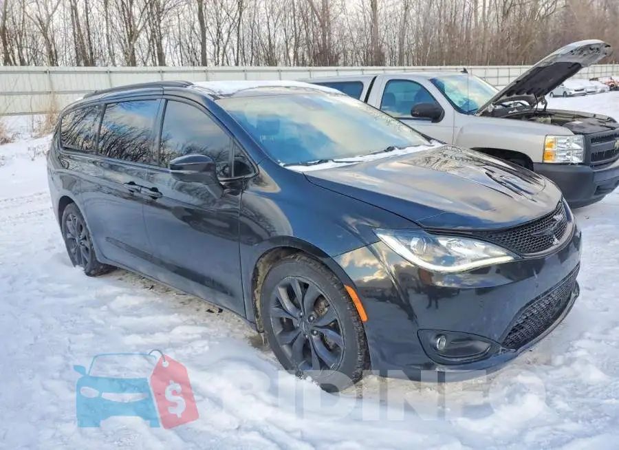 2C4RC1GGXKR657694 Photo# 4