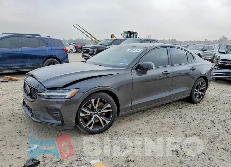 7JRL12FK2RG321428 Photo# 1