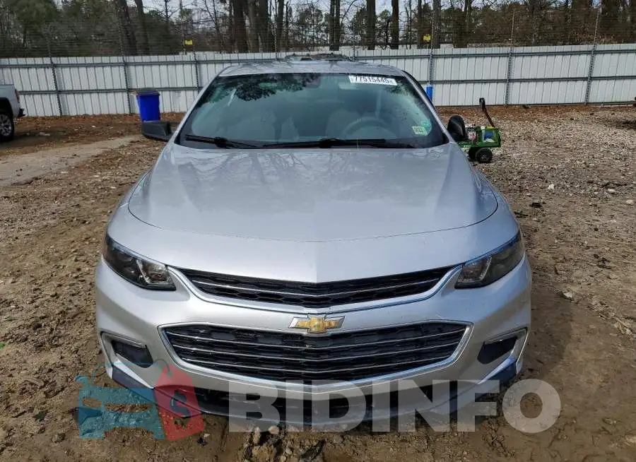 1G1ZB5ST1HF242352 Photo# 5
