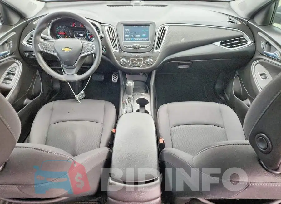 1G1ZB5ST3HF153253 Photo# 8