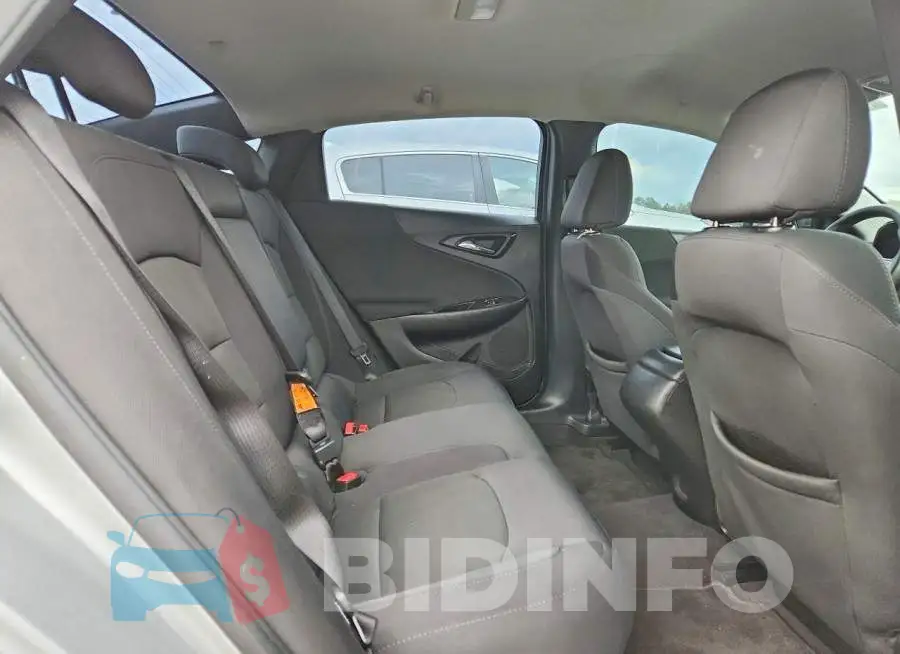 1G1ZB5ST3HF153253 Photo# 10