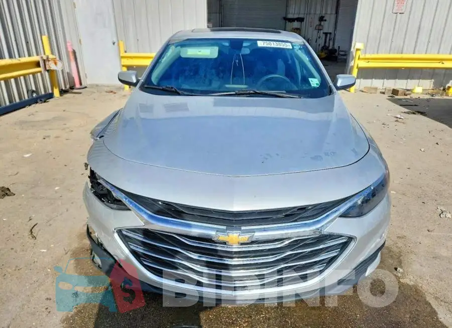 1G1ZD5ST2NF120038 Photo# 5