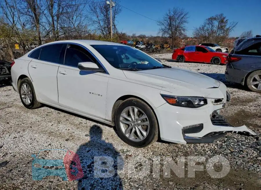1G1ZD5ST9JF237688 Photo# 4