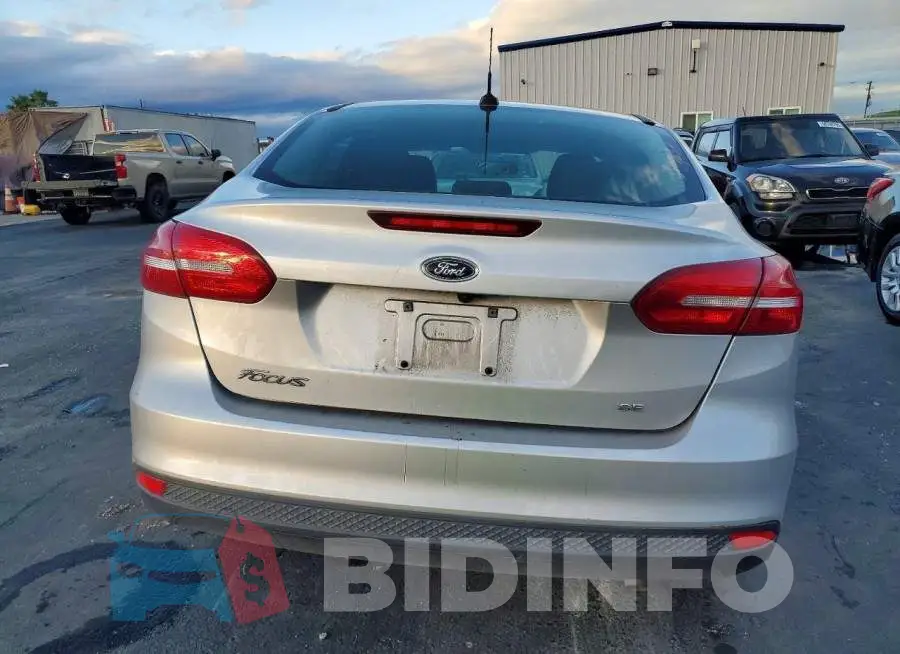 1FADP3F22HL223471 Photo# 6