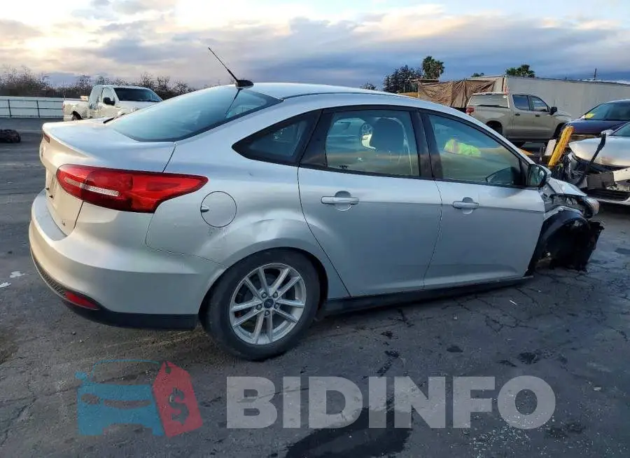 1FADP3F22HL223471 Photo# 3