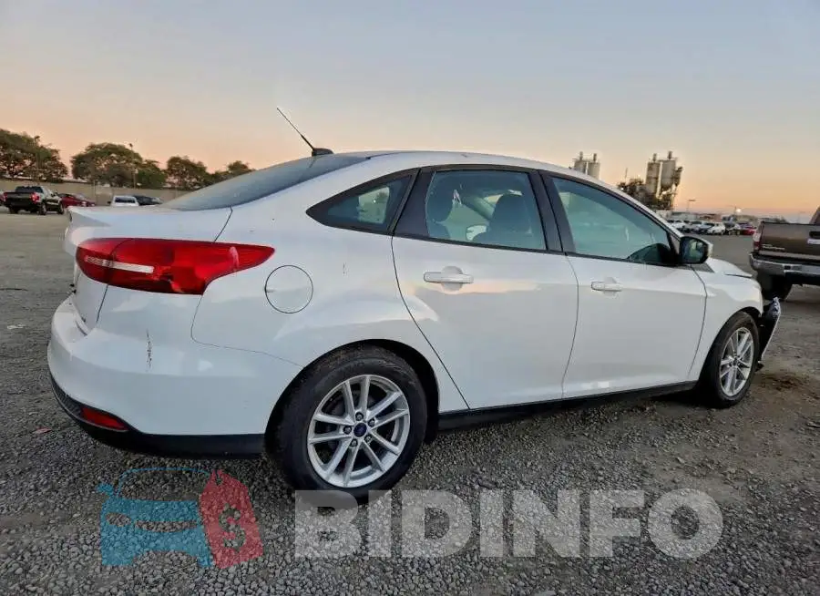 1FADP3F25HL218846 Photo# 3