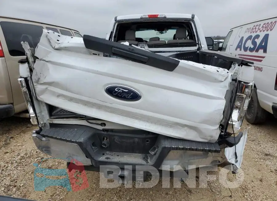 1FT7W2BT3JEB38197 Photo# 6