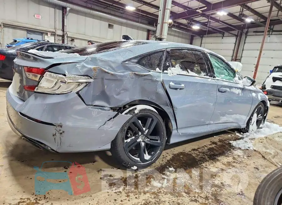 1HGCV2F38MA002821 Photo# 3