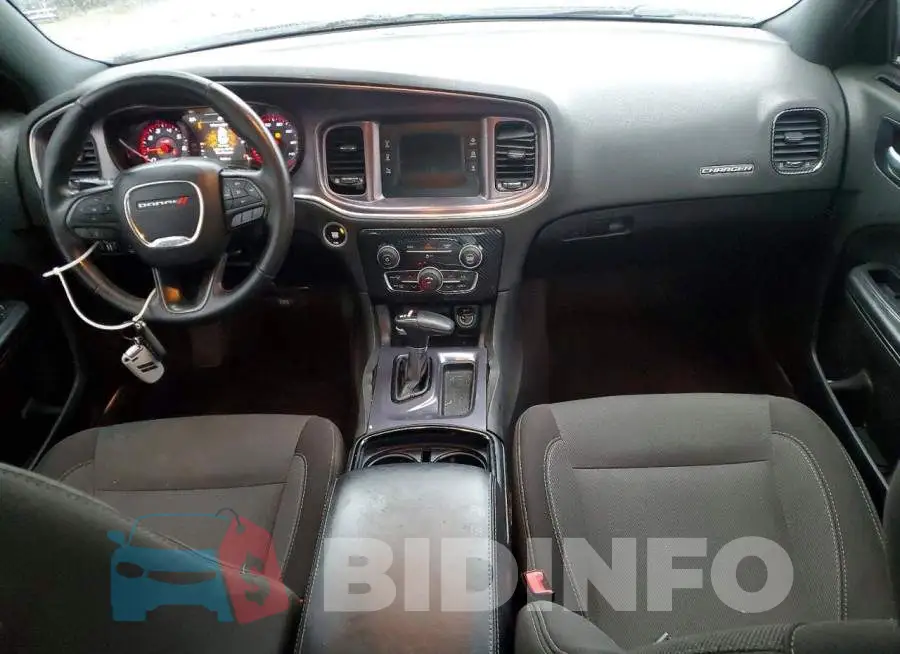 2C3CDXBG4HH657013 Photo# 8