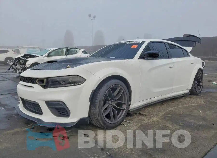 2C3CDXGJ7PH608214 Photo# 1
