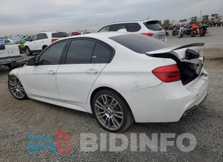 WBA8B3G3XHNU36090 Photo# 2