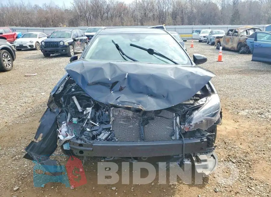 2T1BURHE4JC991423 Photo# 5