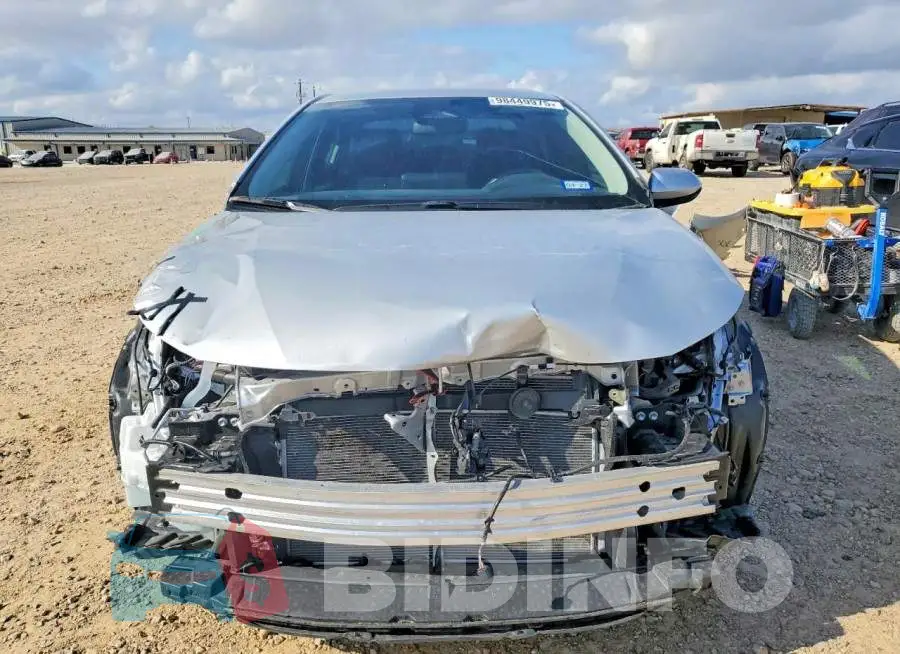 5YFB4MDE9SP299989 Photo# 5