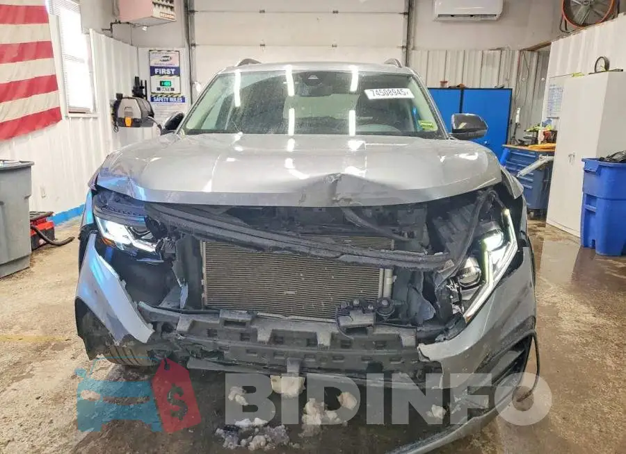 1V2SR2CA1PC525624 Photo# 5