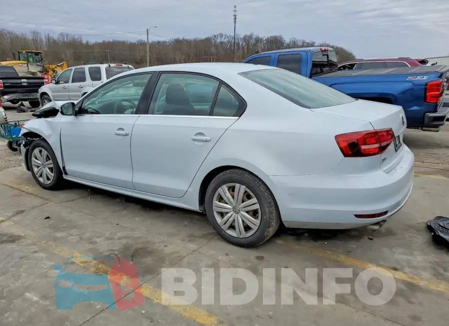 3VW2B7AJ0HM393815 Photo# 2