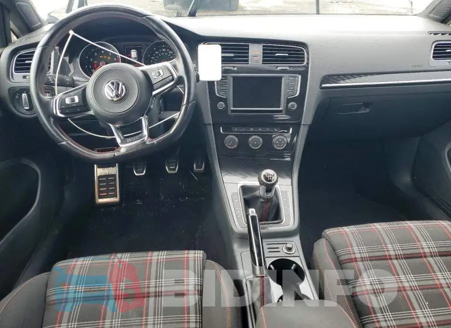 3VW5T7AU2HM003754 Photo# 8