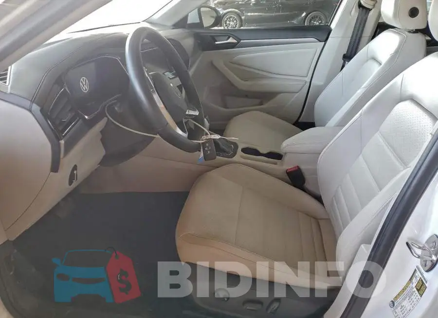 3VW7M7BU9RM035929 Photo# 7