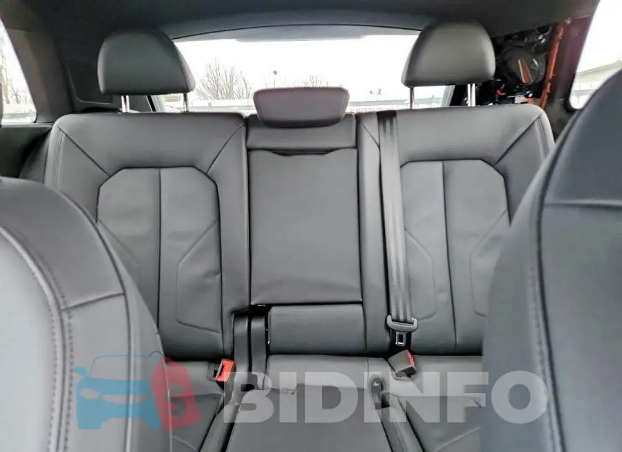 WA1DECF36S1009332 Photo# 10