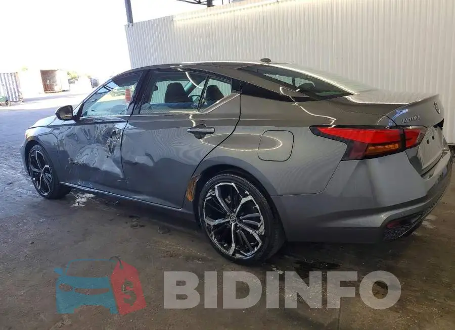 1N4BL4CV3SN428347 Photo# 2