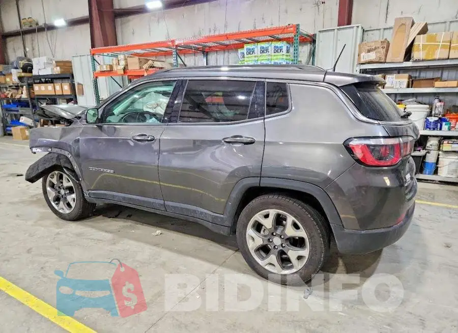 3C4NJDCB2LT231108 Photo# 2