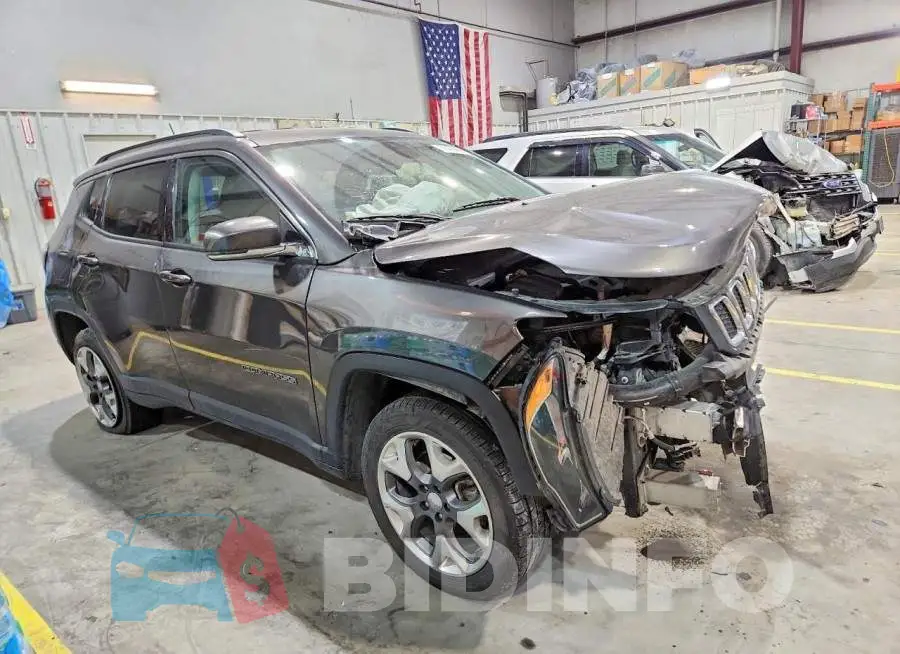 3C4NJDCB2LT231108 Photo# 4