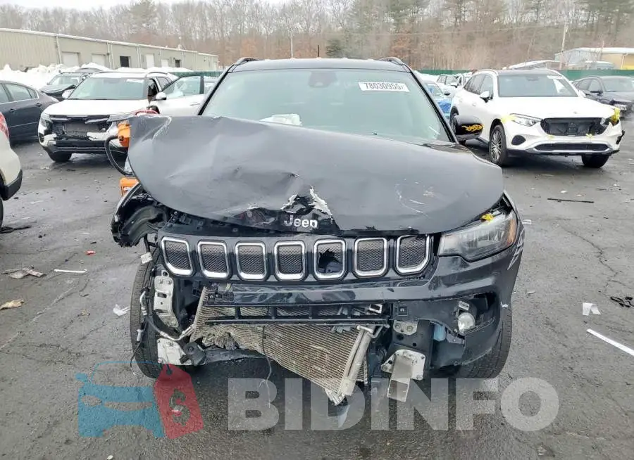 3C4NJDCB8NT158569 Photo# 5