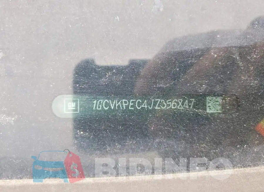 1GCVKPEC4JZ356847 Photo# 12