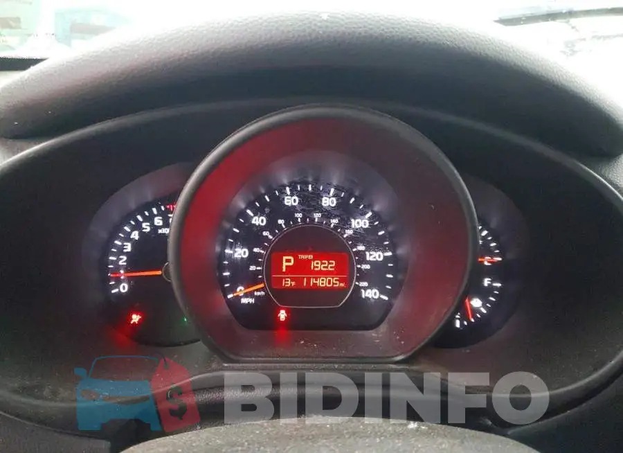 KNDJP3A5XJ7550228 Photo# 9