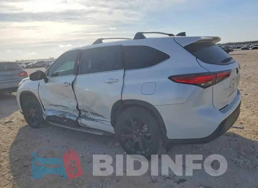 5TDZZRAH4NS555155 Photo# 2