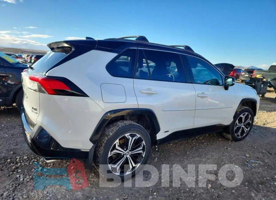 JTMEB3FV8SD287376 Photo# 3