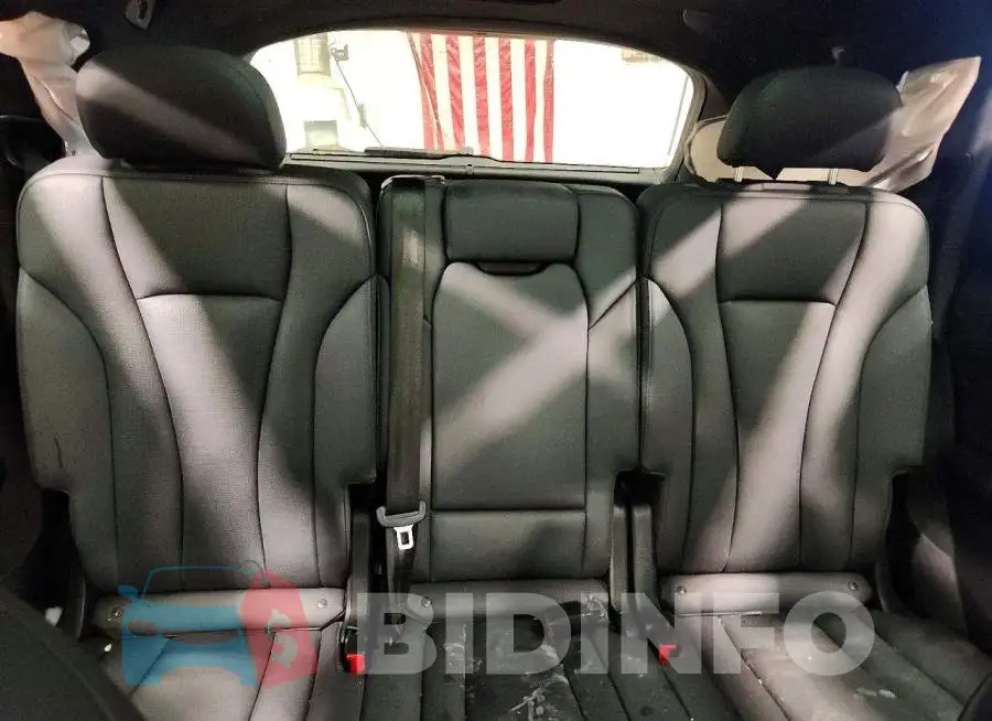 WA1LXBF76PD007511 Photo# 10