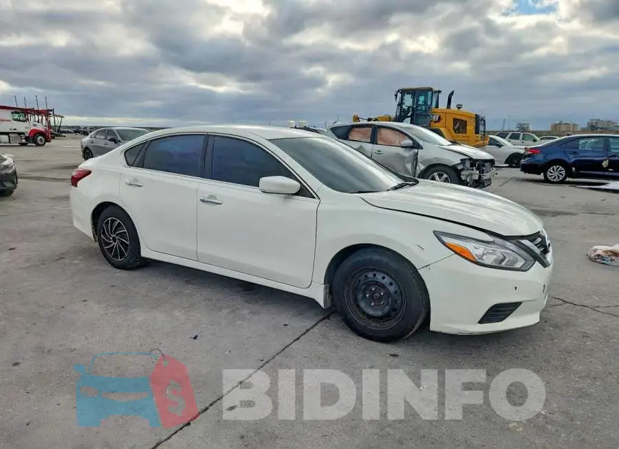 1N4AL3AP4JC180971 Photo# 4