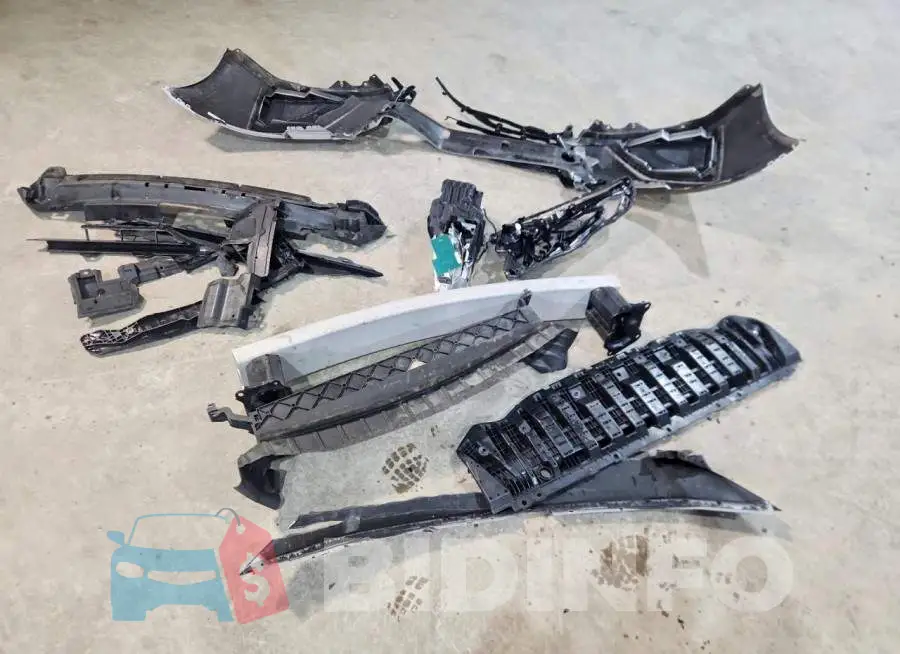 1N4BL4CV0RN352001 Photo# 12