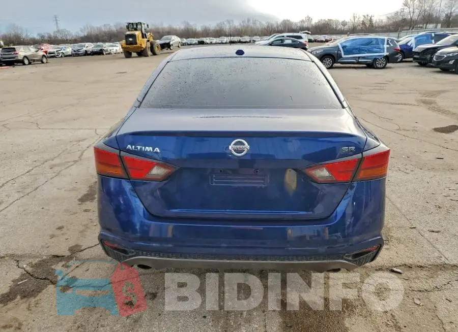 1N4BL4CV3KC166552 Photo# 6