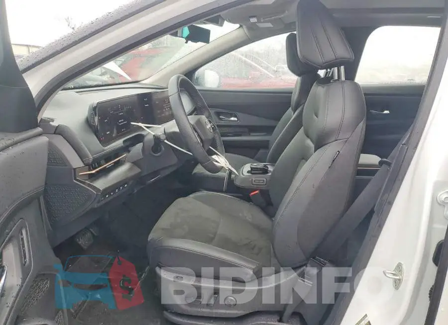 JN1DF0BBXRM732773 Photo# 7