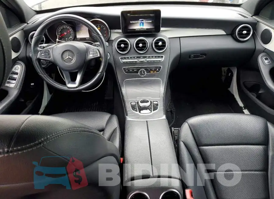 55SWF4JB8JU270093 Photo# 8