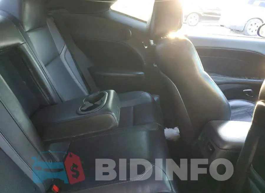 2C3CDZAG3JH258418 Photo# 10