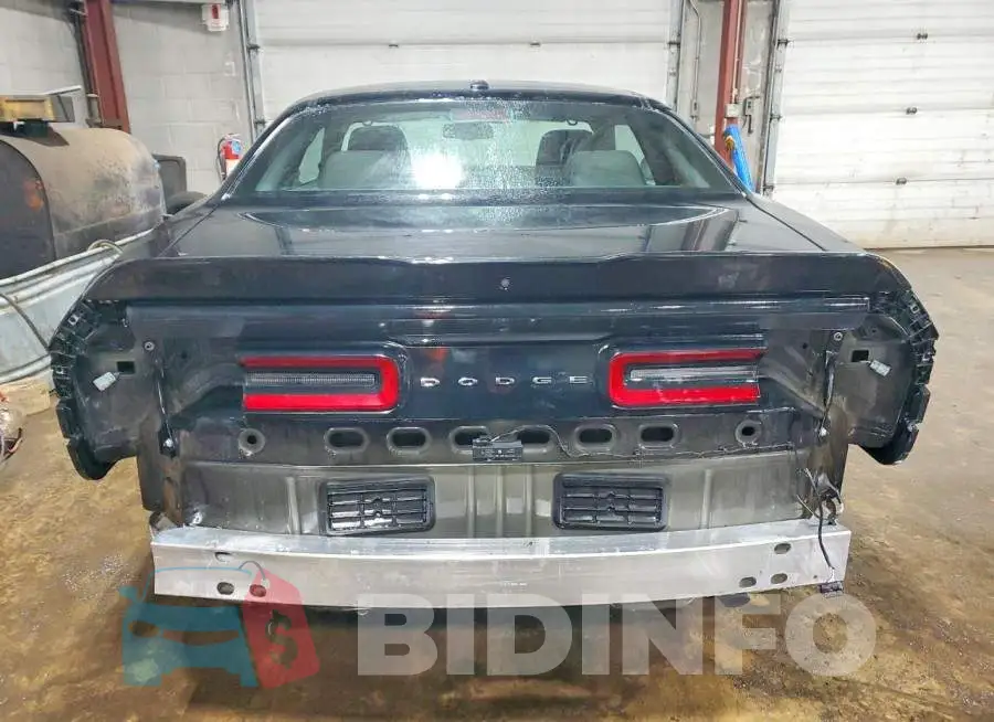 2C3CDZJG6NH230084 Photo# 6