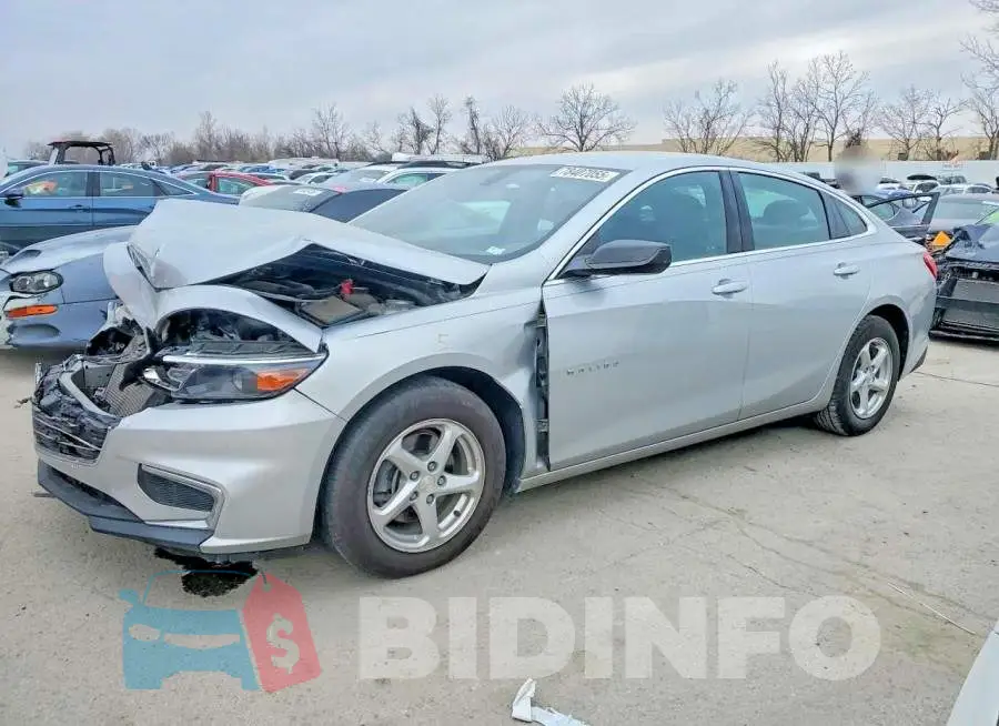 1G1ZB5ST0JF242073 Photo# 1