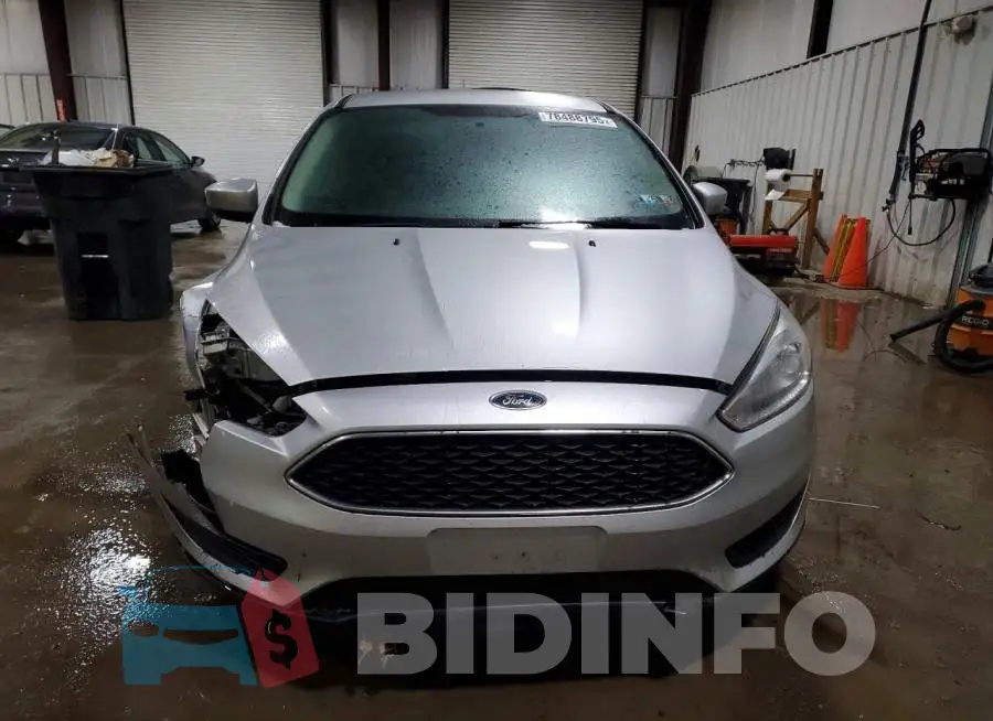 1FADP3F26JL285767 Photo# 5