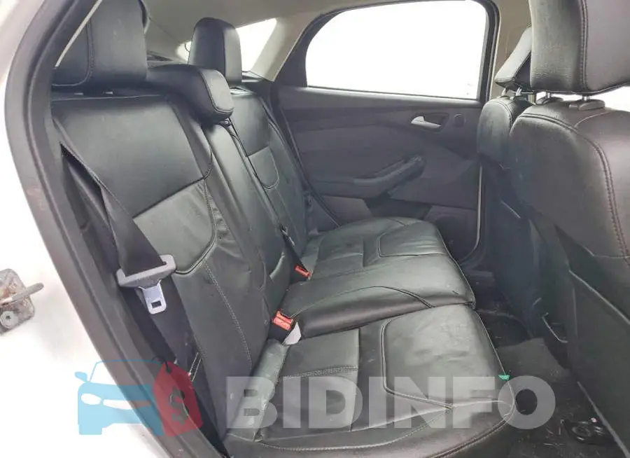 1FADP3N2XHL261662 Photo# 10